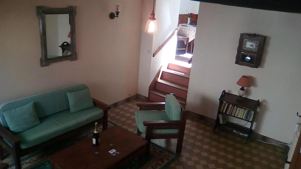 L'Arbrissel Villa Фонтевро л'Абе Екстериор снимка